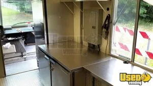 2003 E450 Stepside Coffee / Smoothie Truck Coffee & Beverage Truck Deep Freezer Texas Gas Engine for Sale