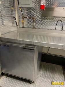 2003 E450 Super Duty Cutaway All-purpose Food Truck Electrical Outlets Iowa Gas Engine for Sale