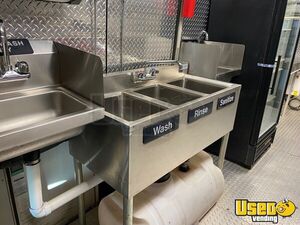 2003 E450 Super Duty Cutaway All-purpose Food Truck Flatgrill Iowa Gas Engine for Sale