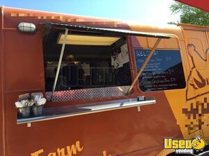 2003 E450 Super Duty Cutaway All-purpose Food Truck Spare Tire Iowa Gas Engine for Sale