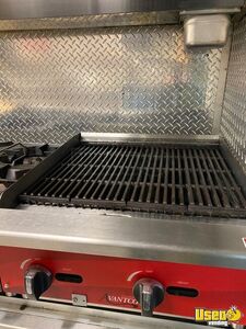 2003 E450 Super Duty Cutaway All-purpose Food Truck Stovetop Iowa Gas Engine for Sale