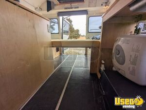 2003 E550 Coffee & Beverage Truck Triple Sink Tennessee Diesel Engine for Sale