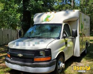 2003 Express 3500 Mobile Pet Care Truck Pet Care / Veterinary Truck Air Conditioning Florida Gas Engine for Sale