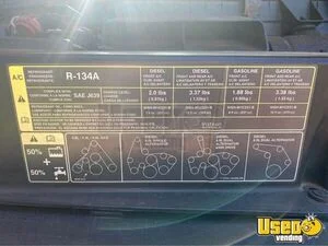 2003 F450 Mobile Hair Salon Truck Mobile Hair & Nail Salon Truck 20 Hawaii Diesel Engine for Sale