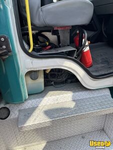 2003 Fl60 Kitchen Food Cab Truck All-purpose Food Truck Chargrill Connecticut Diesel Engine for Sale