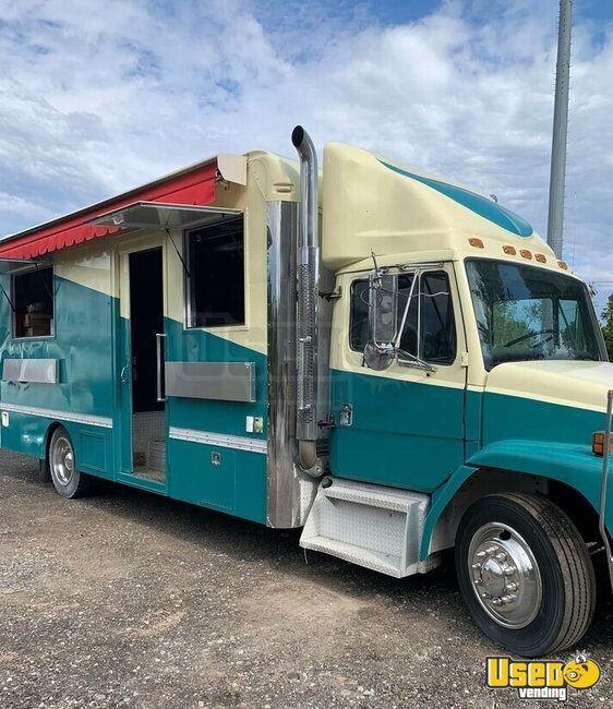 2003 Fl60 Kitchen Food Cab Truck All-purpose Food Truck Connecticut Diesel Engine for Sale