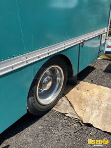 2003 Fl60 Kitchen Food Cab Truck All-purpose Food Truck Exhaust Hood Connecticut Diesel Engine for Sale