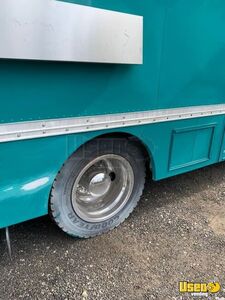 2003 Fl60 Kitchen Food Cab Truck All-purpose Food Truck Ice Block Maker Connecticut Diesel Engine for Sale
