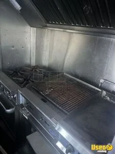 2003 Food Truck All-purpose Food Truck Cabinets Connecticut Diesel Engine for Sale