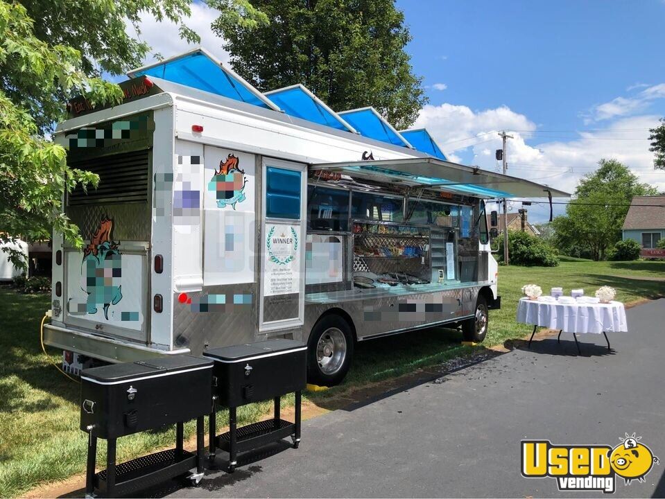 Ready to Go 2003 Chevy Workhorse Grumman Olson Food Truck for Sale in