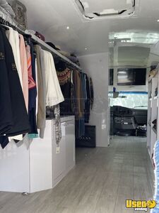 2003 Ford E-450 Mobile Boutique Truck Mobile Boutique Trailer 13 New York Diesel Engine for Sale