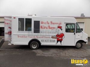 2003 Ford Step-up Van All-purpose Food Truck Massachusetts Gas Engine for Sale