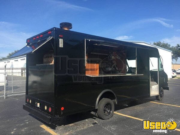 2003 Ford Utility Master Pizza Food Truck Florida Gas Engine for Sale 2003 Ford Utility Master Pizza Food Truck Florida Gas Engine for Sale