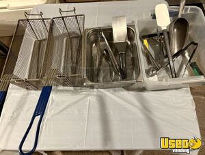 2003 Forward Control Chassis P4500 Taco Food Truck Exhaust Hood Iowa Diesel Engine for Sale