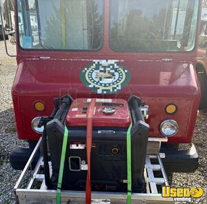 2003 Forward Control Chassis P4500 Taco Food Truck Stainless Steel Wall Covers Iowa Diesel Engine for Sale