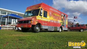 2003 Gmc Workhorse Pizza Food Truck Connecticut Gas Engine for Sale