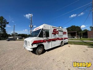2003 Kitchen Food Truck All-purpose Food Truck Concession Window Texas for Sale