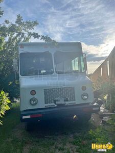 2003 Kitchen Food Truck All-purpose Food Truck Montana Diesel Engine for Sale