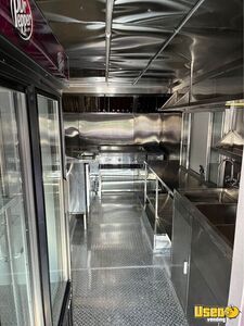 2003 Kitchen Food Truck All-purpose Food Truck Refrigerator Texas for Sale