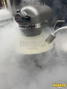 2003 Liquid Nitrogen Ice Cream Bus Ice Cream Truck Diamond Plated Aluminum Flooring Florida Diesel Engine for Sale