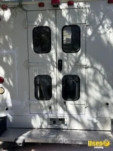 2003 M Line All-purpose Food Truck Diamond Plated Aluminum Flooring Colorado Diesel Engine for Sale
