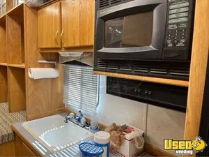 2003 Mobile Boutique Trailer Mobile Boutique Awning Washington for Sale