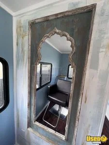 2003 Mobile Hair & Nail Salon Truck Additional 1 Florida Gas Engine for Sale