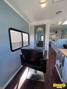 2003 Mobile Hair & Nail Salon Truck Restroom Florida Gas Engine for Sale