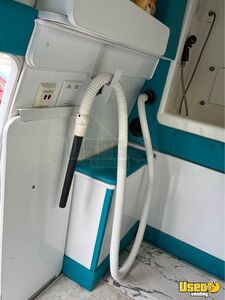 2003 Mobile Pet Care Truck Pet Care / Veterinary Truck 7 Florida Gas Engine for Sale