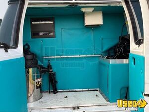 2003 Mobile Pet Care Truck Pet Care / Veterinary Truck 9 Florida Gas Engine for Sale