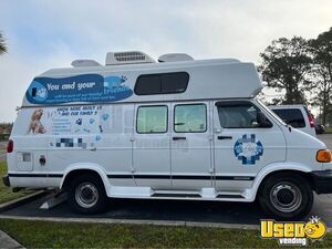 2003 Mobile Pet Care Truck Pet Care / Veterinary Truck Florida Gas Engine for Sale