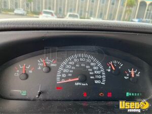 2003 Mobile Pet Care Truck Pet Care / Veterinary Truck Gas Engine Florida Gas Engine for Sale