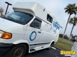 2003 Mobile Pet Care Truck Pet Care / Veterinary Truck Water Tank Florida Gas Engine for Sale