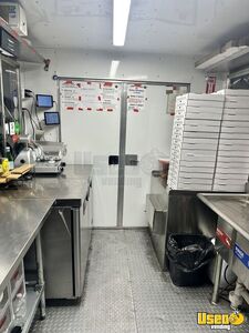 2003 Mt35 Chassis Wood Fired Pizza Truck Pizza Food Truck Work Table New York Diesel Engine for Sale