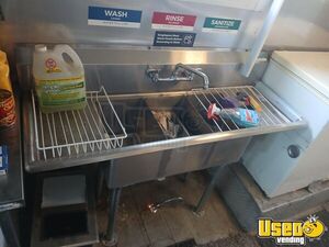 2003 Mt45 All-purpose Food Truck Steam Table Illinois Diesel Engine for Sale