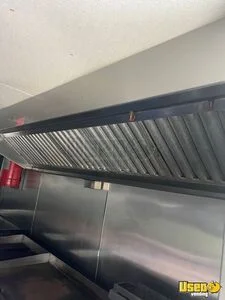 2003 Mt45 Kitchen Food Truck All-purpose Food Truck Exhaust Hood New York Diesel Engine for Sale