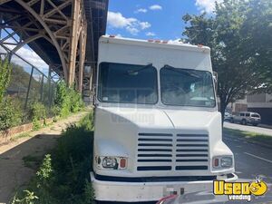 2003 Mt45 Kitchen Food Truck All-purpose Food Truck Flatgrill New York Diesel Engine for Sale