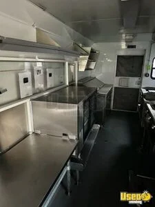 2003 Mt55 All-purpose Food Truck 37 Utah Diesel Engine for Sale