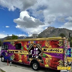 2003 Mt55 All-purpose Food Truck Exterior Customer Counter Utah Diesel Engine for Sale