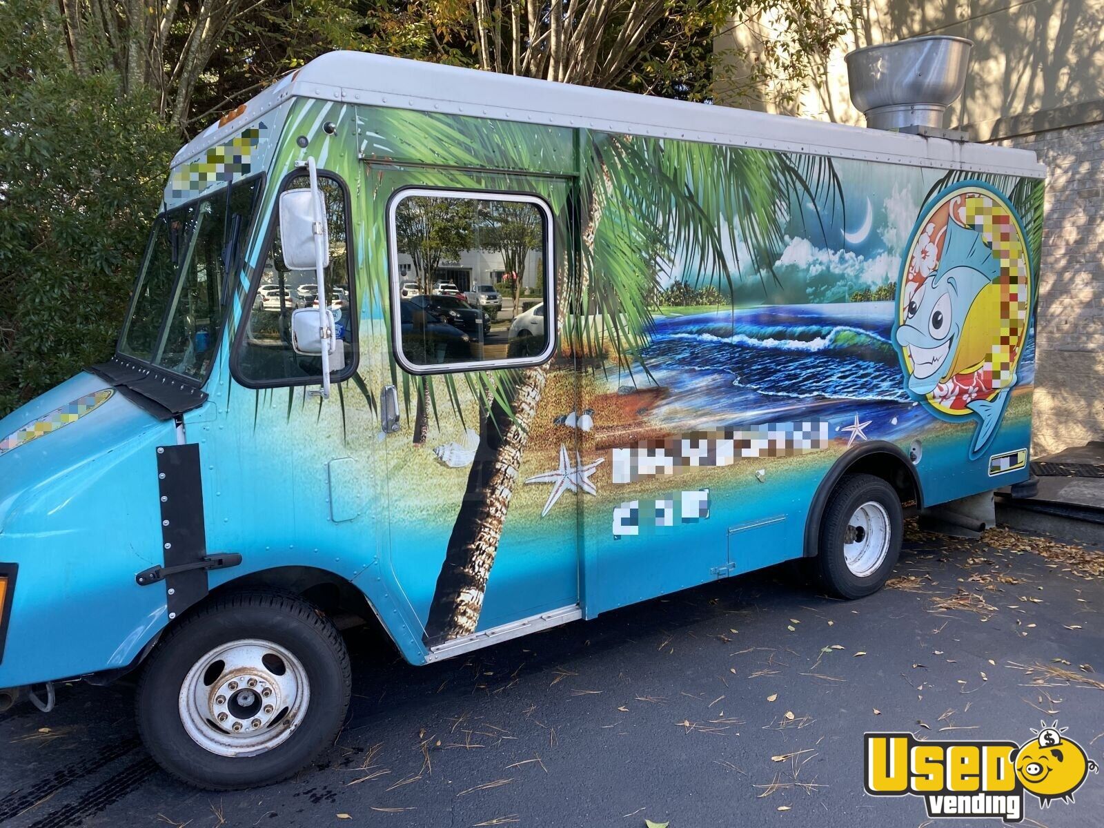 Beautiful 2003 Workhorse P42 21' Step Van AllPurpose Food Truck for