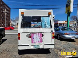 2003 P30 Ice Cream Truck Cabinets Massachusetts Gas Engine for Sale