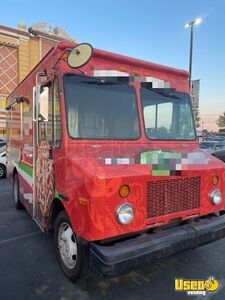 2003 P30 Step Van Kitchen Food Truck All-purpose Food Truck Nevada Diesel Engine for Sale