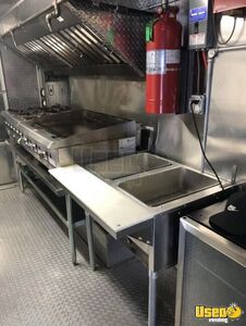 2003 P40 All-purpose Food Truck Stainless Steel Wall Covers New York Diesel Engine for Sale