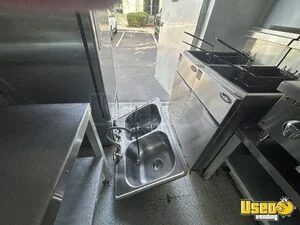 2003 P42 All-purpose Food Truck 25 South Carolina Diesel Engine for Sale