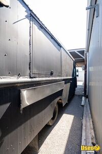 2003 P42 All-purpose Food Truck Air Conditioning Texas for Sale