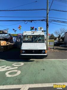 2003 P42 All-purpose Food Truck Concession Window New York Gas Engine for Sale