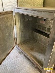 2003 P42 All-purpose Food Truck Electrical Outlets Texas Diesel Engine for Sale