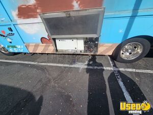 2003 P42 All-purpose Food Truck Gray Water Tank California Gas Engine for Sale