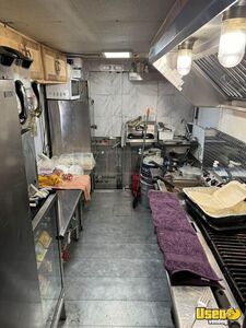 2003 P42 All-purpose Food Truck Insulated Walls New York Gas Engine for Sale