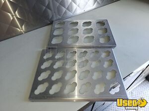 2003 P42 All-purpose Food Truck Interior Lighting California Gas Engine for Sale